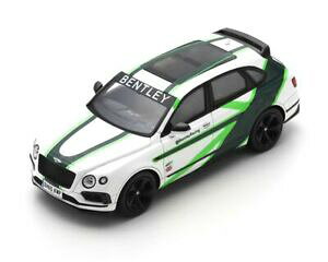 【送料無料】ホビー 模型車 車 レーシングカー グアテマラレーシングモデルカーbentley bentayga gt3 racing livree 2019 resine voiture modele