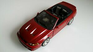 �y���������z�z�r�[�@�͌^�ԁ@�ԁ@���[�V���O�J�[ �t�H�[�h�}�X�^���O�R�u���J�u���I��maisto 2003 ford mustang svt cobra cabriolet 118 rare