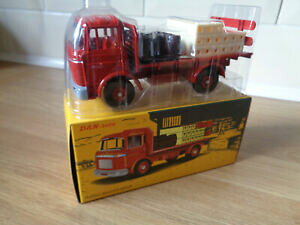 yzzr[@͌^ԁ@ԁ@[VOJ[ tXkr[gbNR[hfrench dinky dantoys 029 berliet 588k biere camion kronenbourg code 3 rare comme neuf