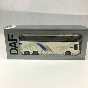 yzzr[@͌^ԁ@ԁ@[VOJ[ {bNXzCgoXXP[ZGcret tekno daf sb serie bus blanc echelle 150