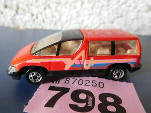 �y���������z�z�r�[�@�͌^�ԁ@�ԁ@���[�V���O�J�[ �V�{���[�L�����Ahotwheels 198090s chevrolet lumina people carrier