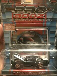 yzzr[@͌^ԁ@ԁ@[VOJ[ V{[J}zCg[XubNmaisto pro rodz 1 641971 chevrolet camaro z 28 noir avec blanc course