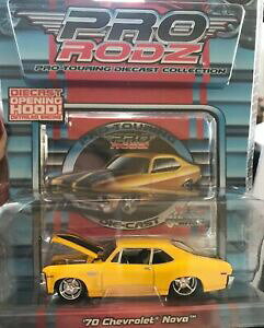 �y���������z�z�r�[�@�͌^�ԁ@�ԁ@���[�V���O�J�[ �V�{���[�m�o���[�X���C���s��maisto pro rodz 164 1970 chevrolet nova jaune w noir course lignes nip