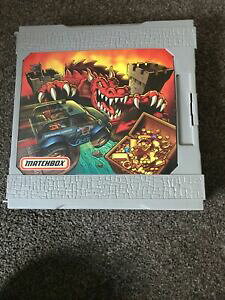 yzzr[@͌^ԁ@ԁ@[VOJ[ }b`hSV[hmatchbox dragon shield fold out playset