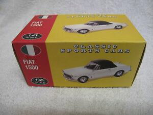 yzzr[@͌^ԁ@ԁ@[VOJ[ AgXGfBVtBAbgJuIatlas editions fiat 1500 cabriolet