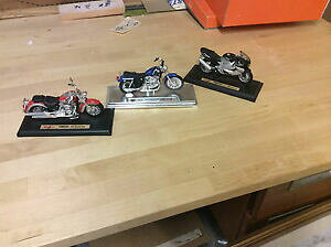 yzzr[@͌^ԁ@ԁ@[VOJ[ XP[n[[_rbh\}nechelle 118 harley davidson sportster, yamaha roadsta et thunderace