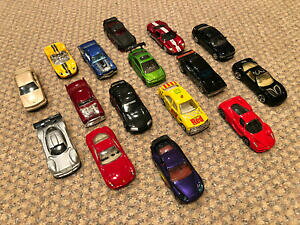 �y���������z�z�r�[�@�͌^�ԁ@�ԁ@���[�V���O�J�[ �}�b�`�`�A���[�_�[�W���j�[�Z�b�gdivers matchbox hotwheels majorette johnny lightning toy voitures playworn set 12