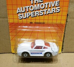 yzzr[@͌^ԁ@ԁ@[VOJ[ }b`|VFzCg{fBJ[hXP[matchbox porsche 959 corps blanc echelle 158 comme neuf on card