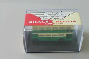 yzzr[@͌^ԁ@ԁ@[VOJ[ R[M[[X@WIercorgi vanguard limited edition morris 1000 van cooperative radio amp; television