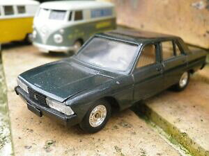 yzzr[@͌^ԁ@ԁ@[VOJ[ tXvW[{bNXsolido france peugeot 604 n 40 de 1976 tres proche du neuf sans boite