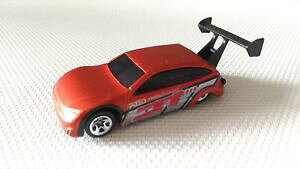 �y���������z�z�r�[�@�͌^�ԁ@�ԁ@���[�V���O�J�[ �~�j�`���A�J�[�t�H�[�h�t�H�[�J�Xvoiture miniature hotwheels �� ford focus elone �� 2001 en tres bon etat