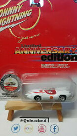 【送料無料】ホビー　模型車　車　レーシングカー ジョニーエディションマッハjohnny lightning anniversary edition mach 5 cg08