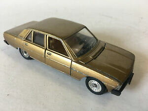 �y���������z�z�r�[�@�͌^�ԁ@�ԁ@���[�V���O�J�[ �v�W���[solido no 40 peugeot 604 v6 sl