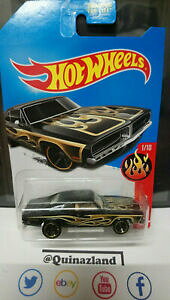 �y���������z�z�r�[�@�͌^�ԁ@�ԁ@���[�V���O�J�[ �z�b�g�z�C�[��k�}�[�ghot wheels 69 dodge charger 2016 kmart 9926