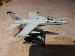 �y���������z�z�r�[�@�͌^�ԁ@�ԁ@���[�V���O�J�[ �X�J��aeronautica militare alenia amx scala 1100 aerei 32 stormo