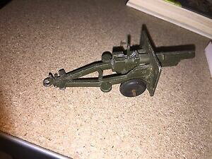 yzzr[@͌^ԁ@ԁ@[VOJ[ Lm^Cvcanon ancien type corgi dinky ou solido