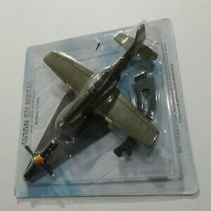�y���������z�z�r�[�@�͌^�ԁ@�ԁ@���[�V���O�J�[ �A�g���X���X�^���Oatlas p51d mustang