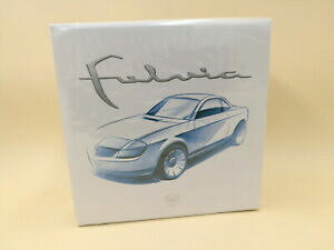 yzzr[@͌^ԁ@ԁ@[VOJ[ `ARZvgvV[Y{bNXfB[[GfBVlancia fulvia concept pre series 143 with presentention box dealers edition