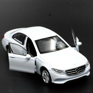 yzzr[@͌^ԁ@ԁ@[VOJ[ xcNXf_CJXg2016 mercedesbenz eclass model cars toys 136 collection alloy diecast white