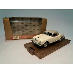 yzzr[@͌^ԁ@ԁ@[VOJ[ ZG`ANXJ{bNXbrumm serie oro 132 lancia b24 spider hp 115 1955 scala 143 box mc44344