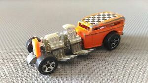 �y���������z�z�r�[�@�͌^�ԁ@�ԁ@���[�V���O�J�[ �~�j�`���A�N���}voiture miniature hotwheels �� way 2 fast tm�� 1996 en bon etat