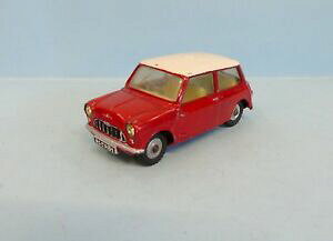 �y���������z�z�r�[�@�͌^�ԁ@�ԁ@���[�V���O�J�[ �C���O�����h�I�[�X�e�B���~�jma1812169 corgi toys england austin mini 143