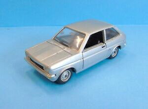 yzzr[@͌^ԁ@ԁ@[VOJ[ tXtH[htBGX^22689 solido france 53 ford fiesta i argent 143