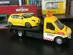 【送料無料】ホビー 模型車 車 レーシングカー アルファロメオトラックalfa romeo mito amp; transporter camion