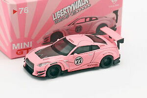 �y���������z�z�r�[�@�͌^�ԁ@�ԁ@���[�V���O�J�[ r�^�C�v�s���N�u�^�X�P�[��lbworks nissan gtr r35 type 2 lhd rose pig 164 echelle reelle
