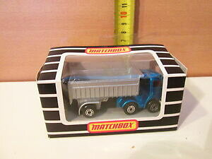 yzzr[@͌^ԁ@ԁ@[VOJ[ }b`COhoX~gmatchbox mb 30 autosnodato made in england articulated bus mint