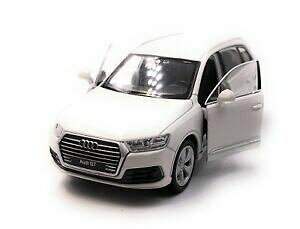 yzzr[@͌^ԁ@ԁ@[VOJ[ AEfBzCgI[gXP[feaudi q7 tousterrains maquette de voiture auto blanc echelle 13 4 licence