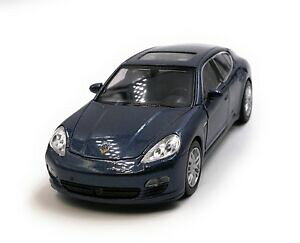 yzzr[@͌^ԁ@ԁ@[VOJ[ |VFpi[femaquette de voiture porsche panamera s bleu auto 13 439 licence