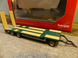 yzzr[@͌^ԁ@ԁ@[VOJ[ g[[u187 herpa goldhofer tu 3 remorque moosgrun 076135005