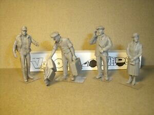【送料無料】ホビー 模型車 車 レーシングカー スーツケース4 figurines 143 set 433 la valise vroom unpainted no norev