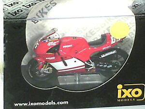 【送料無料】ホビー 模型車 車 レーシングカー オートバイドゥカティカピロッシネットワークmoto miniature ducati n65 capirossi gp 2004 ixo 124