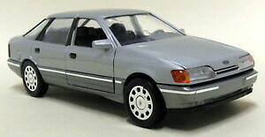 yzzr[@͌^ԁ@ԁ@[VOJ[ XP[tH[hOi_Vo[re[W_CJXgfschabak echelle 125 ford scorpio granada silver vintage diecast voiture modele