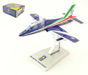 �y���������z�z�r�[�@�͌^�ԁ@�ԁ@���[�V���O�J�[ �~�j�`���Aeminiature avions modelisme italeri mb339a fleches tricolores 2019 nr10 1100