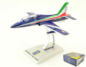 yzzr[@͌^ԁ@ԁ@[VOJ[ ~j`Aeminiature avions modelisme italeri mb339a fleches tricolores 2019 nr0 1100