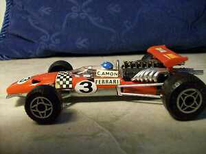 yzzr[@͌^ԁ@ԁ@[VOJ[ tF[Axferrari f1 camon dbell politoys a8