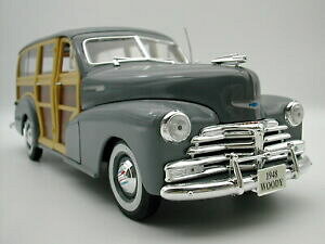 �y���������z�z�r�[�@�͌^�ԁ@�ԁ@���[�V���O�J�[ �V�{���[maisto 118 1948 chevrolet woody fleetmaster