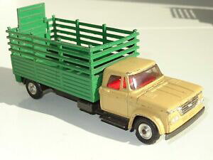 yzzr[@͌^ԁ@ԁ@[VOJ[ R[M[LAcorgi 484 dodge fargo beast carrier