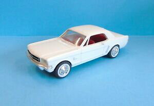 yzzr[@͌^ԁ@ԁ@[VOJ[ tH[h}X^O22724 ertl ford mustang 1964 143