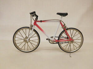 �y���������z�z�r�[�@�͌^�ԁ@�ԁ@���[�V���O�J�[ �o�C�N���f��esf08722 metal velo modele lca215mm avec usure normale