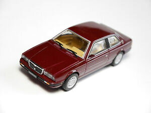 yzzr[@͌^ԁ@ԁ@[VOJ[ }ZeBb\JbgASXeB[jmaserati biturbo coupe 1982 en rouge rouge roja rosso red, de agostini en 143