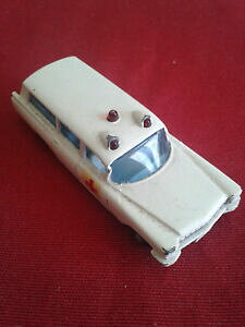 �y���������z�z�r�[�@�͌^�ԁ@�ԁ@���[�V���O�J�[ �}�b�`�L���f���b�Nmatchbox 54b ambulance cadillac 1965 187