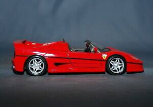 �y���������z�z�r�[�@�͌^�ԁ@�ԁ@���[�V���O�J�[ �t�F���[���V�F��nb maisto ferrari f50 124 shell