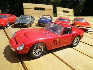 yzzr[@͌^ԁ@ԁ@[VOJ[ tF[XP[{bNXburago ferrari 250 gto1962 echelle 124eme proche du neuf sans boite