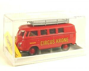 �y���������z�z�r�[�@�͌^�ԁ@�ԁ@���[�V���O�J�[ �M�������[�T�[�J�X�N���[�lvw t1b avec galerie circus krone