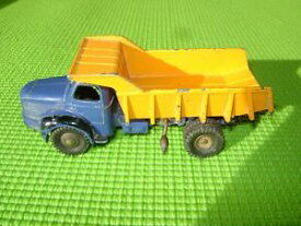 【送料無料】ホビー　模型車　車　レーシングカー トラックバケットdinky toys camion berliet benne carriere ref 34a