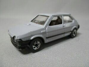 yzzr[@͌^ԁ@ԁ@[VOJ[ AtBAbgAogHal700 hotwheels 143 fiat ritmo abarth 2000 ref bon etat